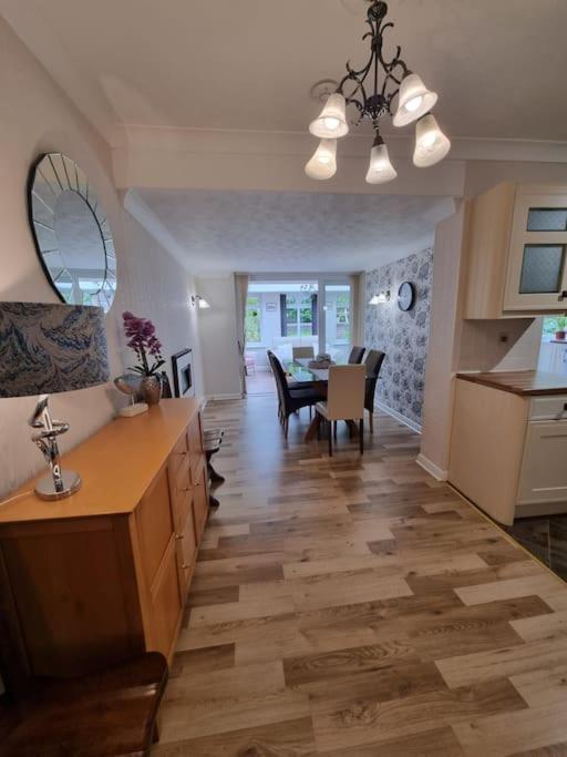 Charming Coastal Bungalow Кейтон Экстерьер фото